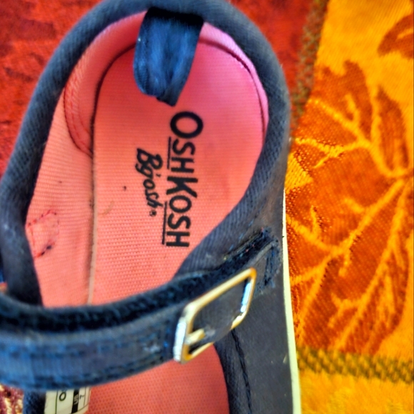 Oshkosh B'gosh Mary Jan's shoes/ Size 7/ Blue - Picture 4 of 5